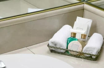What Are the Best Towel Display Ideas for Small Bathrooms?