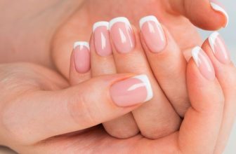 Why Hydration Is Key to Maintaining Healthy Nails